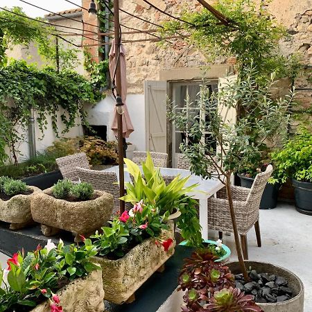 Caunes-Minervois L'Ancienne Boulangerie Bed & Breakfast エクステリア 写真