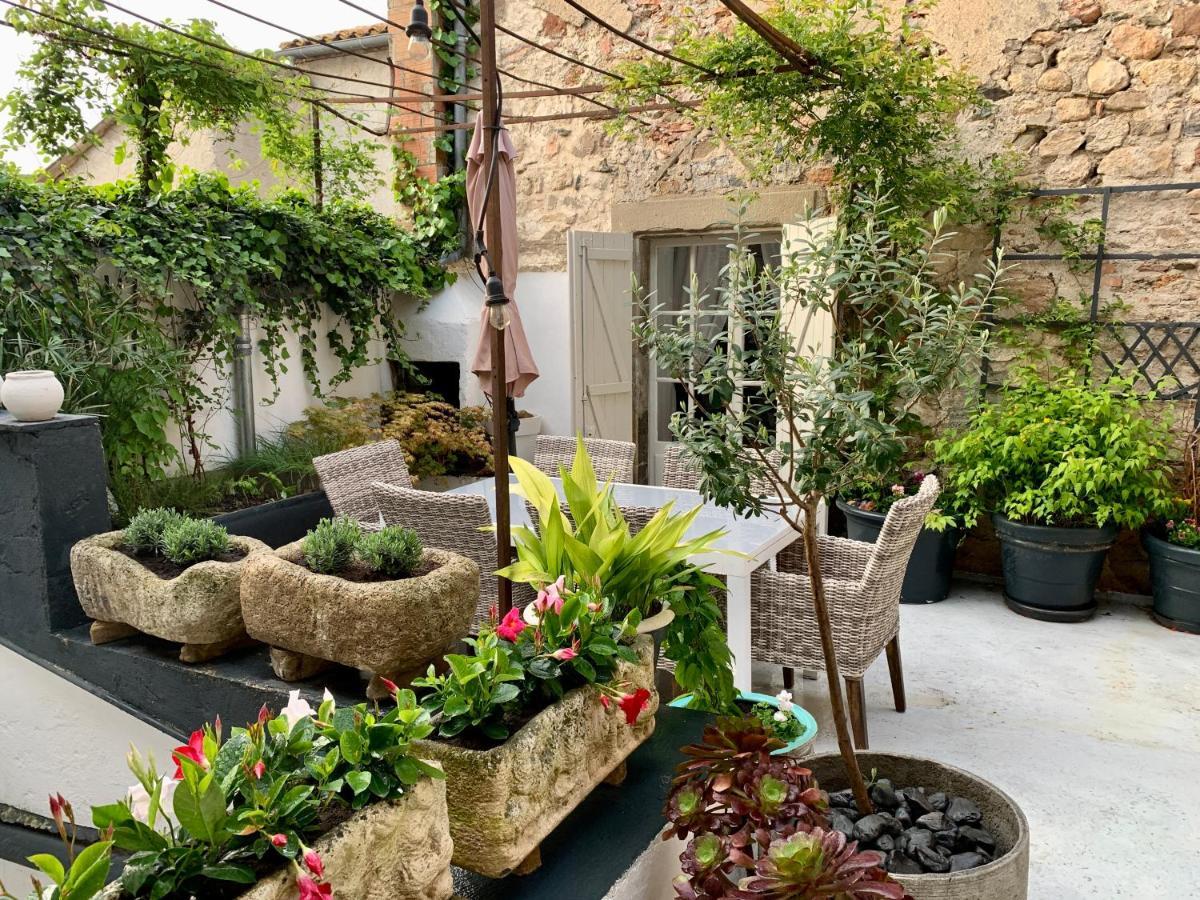 Caunes-Minervois L'Ancienne Boulangerie Bed & Breakfast エクステリア 写真