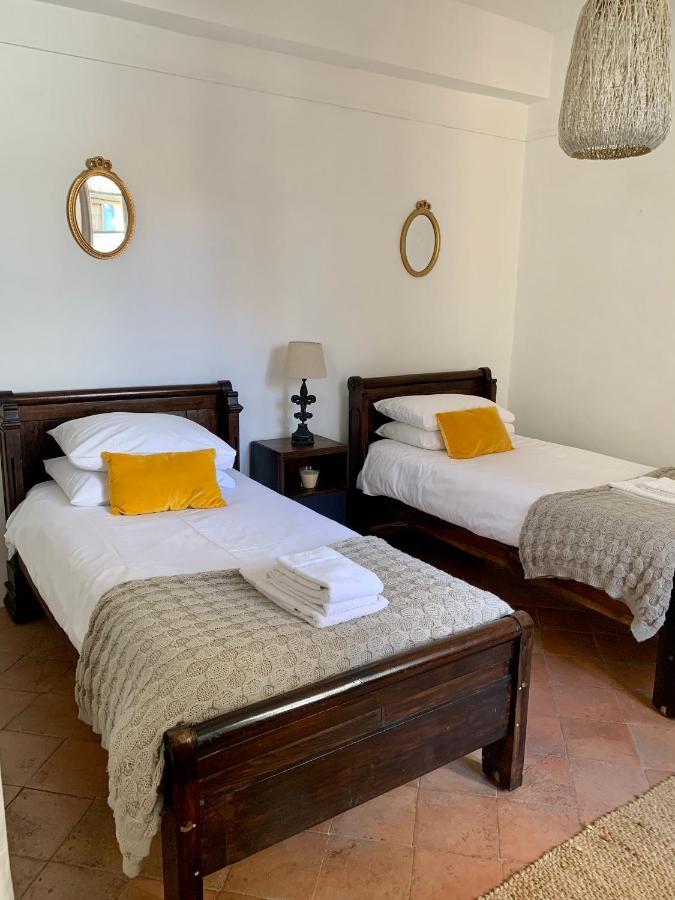 Caunes-Minervois L'Ancienne Boulangerie Bed & Breakfast エクステリア 写真