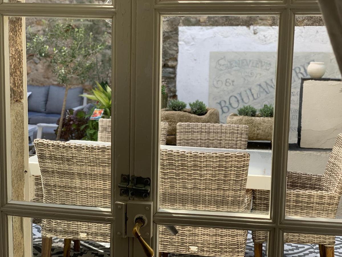 Caunes-Minervois L'Ancienne Boulangerie Bed & Breakfast エクステリア 写真