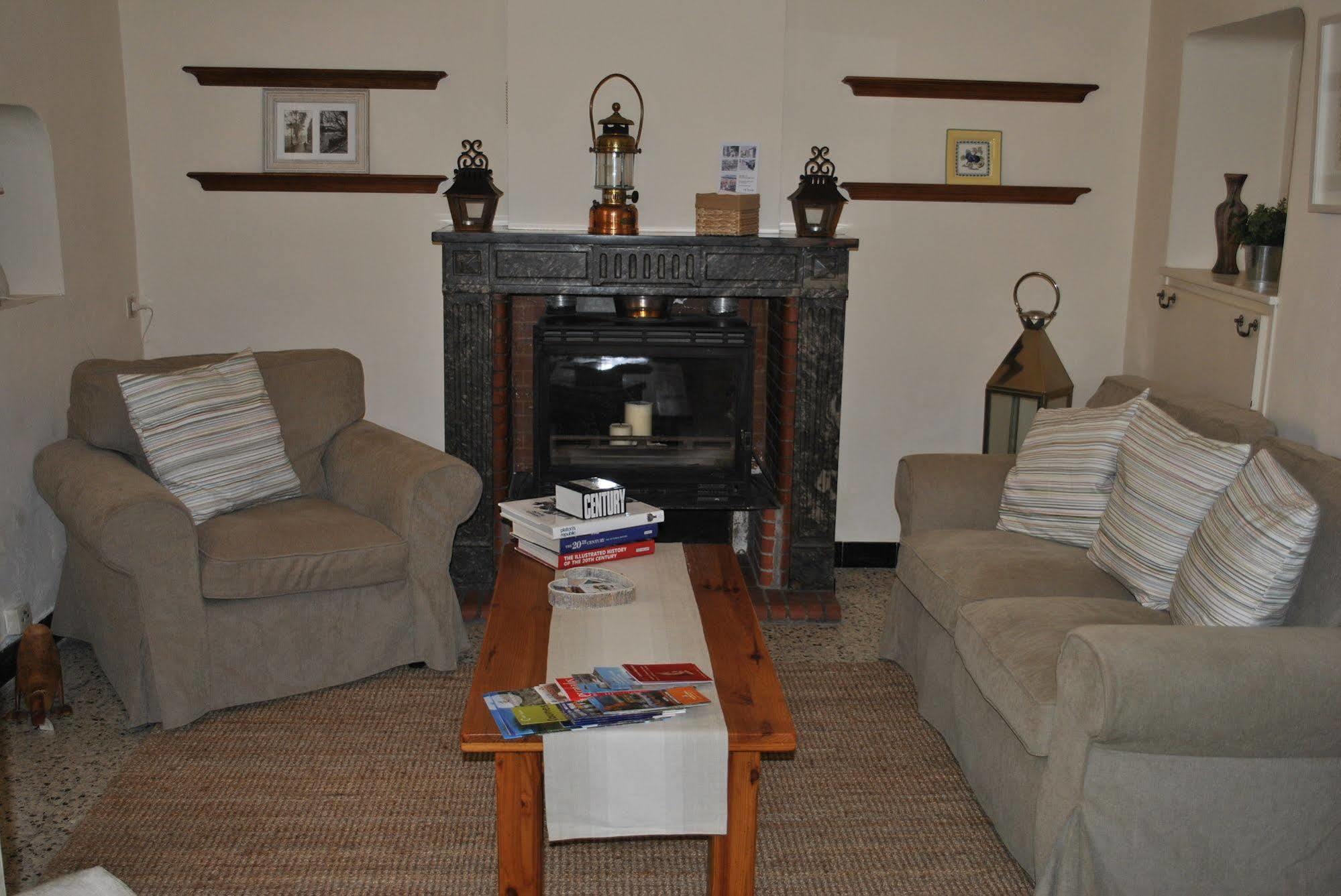 Caunes-Minervois L'Ancienne Boulangerie Bed & Breakfast エクステリア 写真